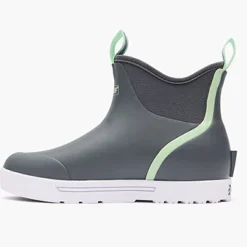 Women's Wheelhouse 6 in Ankle Deck Boot|XTRATUF Outlet